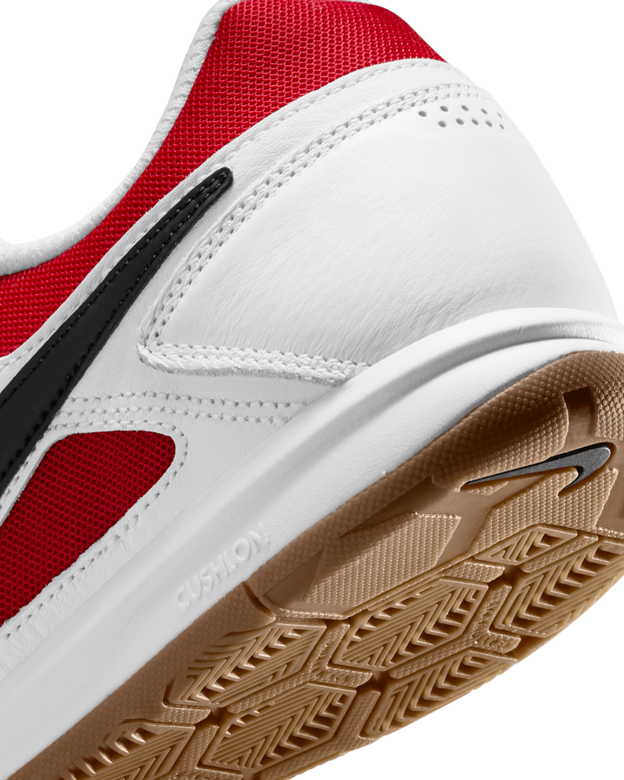 NIKE（ナイキ）ナイキ ストリートガト(レッド×ホワイト) NIKE（ナイキ）ナイキ ストリートガト(レッド×ホワイト) - メルカリ